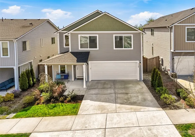 Photo 2 of Single family home for sale at 7142 42nd Place Ne, Marysville, WA 98270 | MLS# NWM2584762 | Listing updated on 2026-09-21