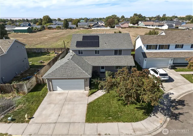 Photo 3 of Single family home for sale at 243 NW Schnabel Ln, College Place, WA 99324 | MLS# NWM2584767 | Listing updated on 2026-09-24