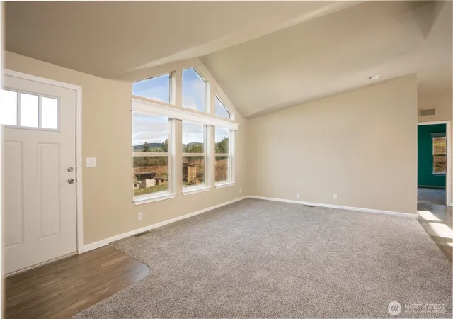 Photo 3 of Manufactured home for sale at 206 Senn Rd, Chehalis, WA 98532 | MLS# NWM2584792 | Listing updated on 2026-10-18
