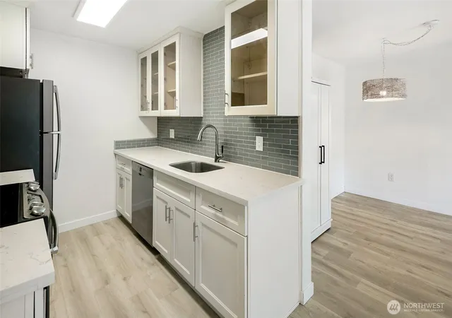 Photo 3 of Condo for sale at 9255 Greenwood Ave N #27, Seattle, WA 98103 | MLS# NWM2584793 | Listing updated on 2026-10-01