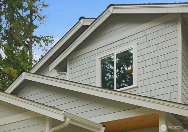 Photo 4 of Single family home for sale at 6731 Clover Valley Rd SE, Port Orchard, WA 98367 | MLS# NWM2584810 | Listing updated on 2026-10-01