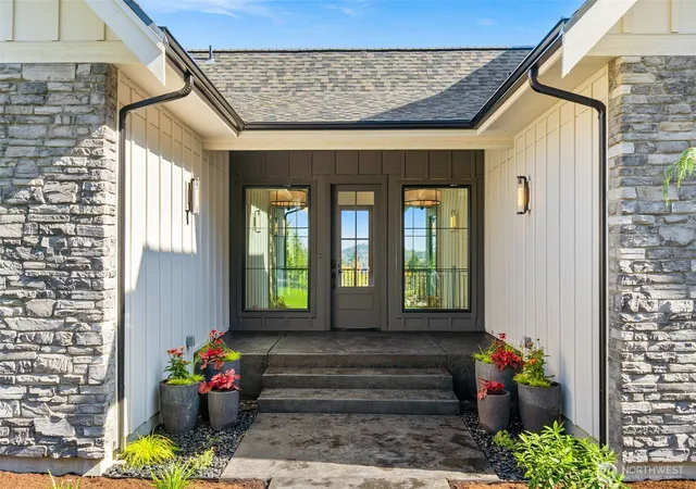 Photo 3 of Single family home for sale at 4743 Gold Ridge Ln SW, Olympia, WA 98512 | MLS# NWM2584821 | Listing updated on 2026-10-14