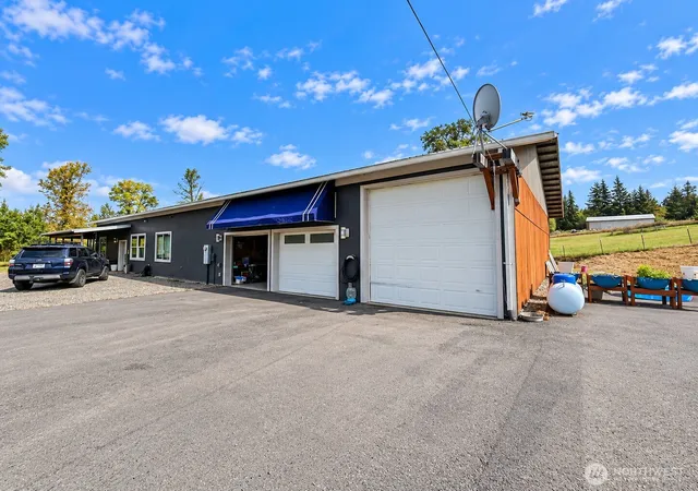 Photo 2 of Single family home for sale at 616 Smokey Valley Rd, Toledo, WA 98591 | MLS# NWM2584823 | Listing updated on 2026-09-24