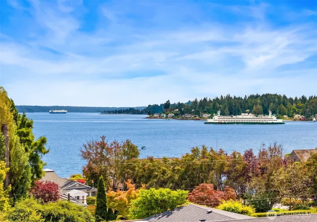 Photo 2 of Single family home for sale at 4397 Point White Dr Ne, Bainbridge Island, WA 98110 | MLS# NWM2584827 | Listing updated on 2026-10-01