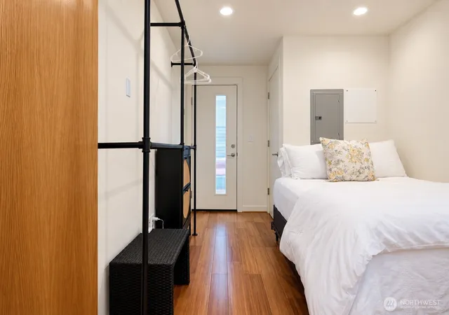 Photo 4 of Townhouse for sale at 4836 Fauntleroy Way SW, Seattle, WA 98116 | MLS# NWM2584829 | Listing updated on 2026-10-01