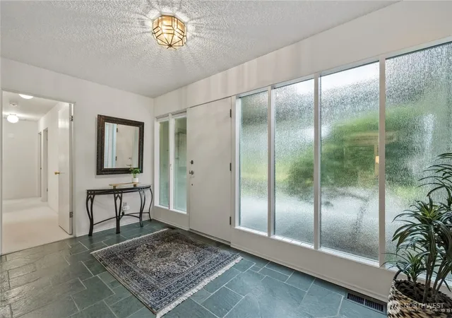 Photo 3 of Single family home for sale at 8910 Whitechuck Dr, Everett, WA 98208 | MLS# NWM2584833 | Listing updated on 2026-09-23