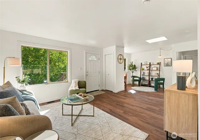 Photo 3 of Single family home for sale at 10233 8th Avenue Sw, Seattle, WA 98146 | MLS# NWM2584840 | Listing updated on 2026-10-01
