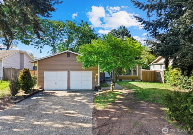 Photo 1 of Single family home for sale at 1813 Sw 355th Place, Federal Way, WA 98023 | MLS# NWM2584846 | Listing updated on 2026-09-25