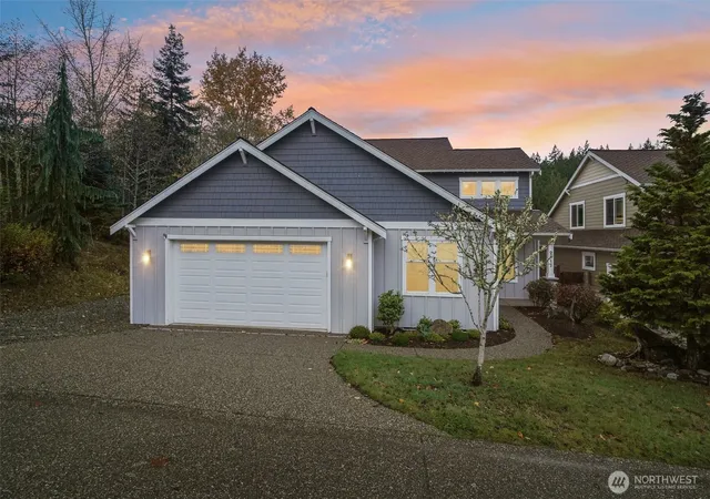 Photo 3 of Single family home for sale at 2617 Fir Crst Blvd, Anacortes, WA 98221 | MLS# NWM2584850 | Listing updated on 2026-09-27