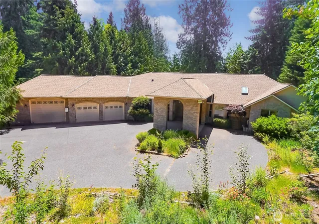 Photo 1 of Single family home for sale at 116 143rd Street Sw, Lynnwood, WA 98087 | MLS# NWM2584859 | Listing updated on 2026-10-02