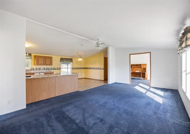 Photo 3 of Sale Pending at 5748 SE Rd J2, Moses Lake, WA 98837 | MLS# NWM2584861 | Listing updated on 2026-10-27