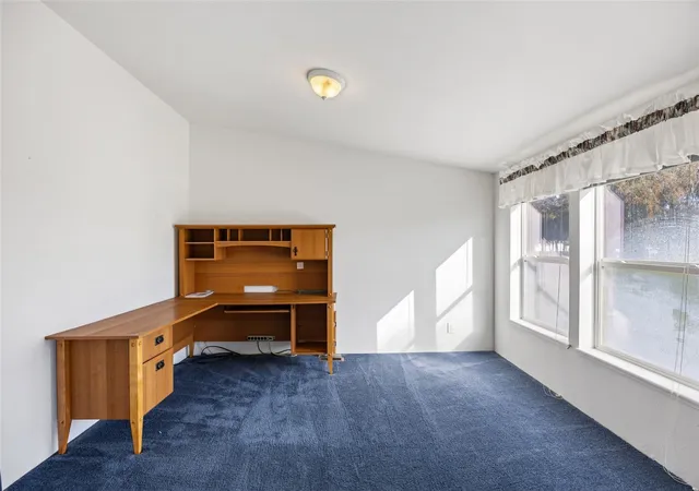 Photo 4 of Sale Pending at 5748 SE Rd J2, Moses Lake, WA 98837 | MLS# NWM2584861 | Listing updated on 2026-10-27