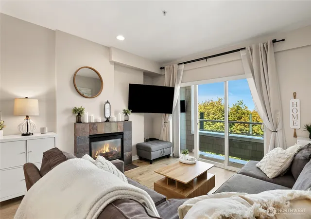Photo 4 of Condo for sale at 1 Broadway #316, Tacoma, WA 98402 | MLS# NWM2584864 | Listing updated on 2026-09-26