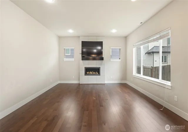 Photo 2 of Single family home for sale at 21417 43rd Drive Se, Bothell, WA 98021 | MLS# NWM2584869 | Listing updated on 2026-10-03