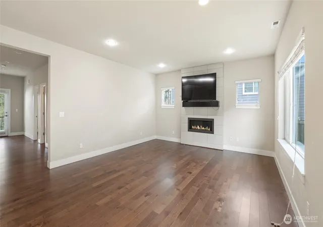 Photo 3 of Single family home for sale at 21417 43rd Drive SE, Bothell, WA 98021 | MLS# NWM2584869 | Listing updated on 2026-10-03