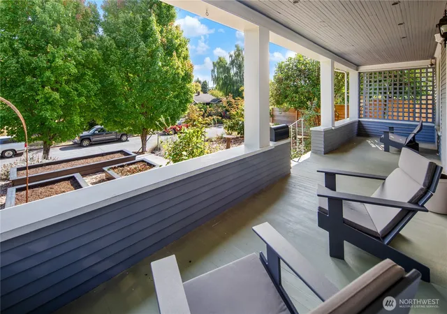 Photo 3 of Single family home for sale at 4023 47th Avenue Sw, Seattle, WA 98116 | MLS# NWM2584885 | Listing updated on 2026-09-30