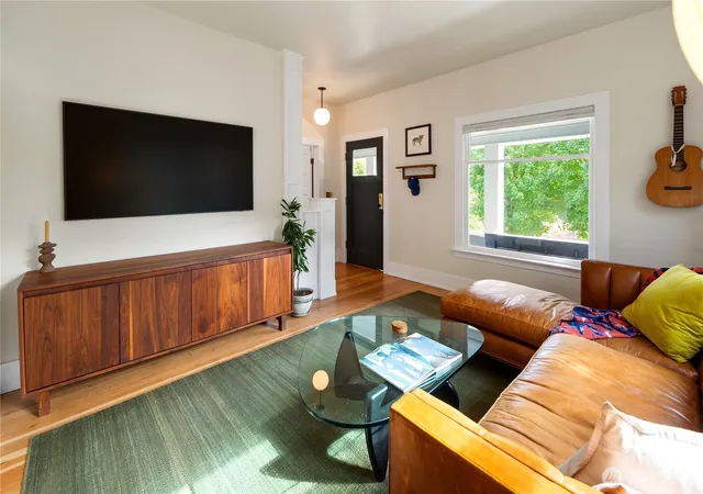 Photo 4 of Single family home for sale at 4023 47th Avenue SW, Seattle, WA 98116 | MLS# NWM2584885 | Listing updated on 2026-09-30