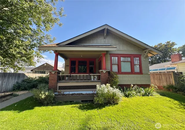 Photo 1 of Single family home for sale at 306 E Washington Ave, Dayton, WA 99328 | MLS# NWM2584892 | Listing updated on 2026-09-19