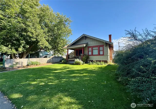 Photo 3 of Single family home for sale at 306 E Washington Ave, Dayton, WA 99328 | MLS# NWM2584892 | Listing updated on 2026-09-19