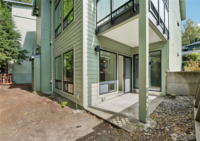 Photo 4 of Sale Pending at 134 116th Street #H11, Seattle, WA 98146 | MLS# NWM2584909 | Listing updated on 2026-09-29