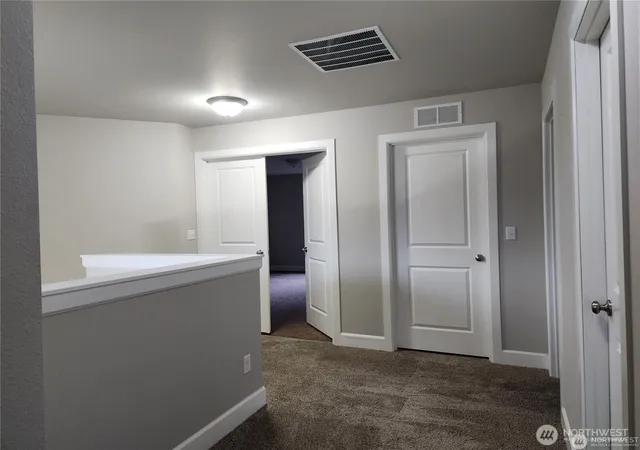 Photo 4 of Single family home for sale at 906 Burton Ray St NE, Olympia, WA 98516 | MLS# NWM2584911 | Listing updated on 2026-09-23