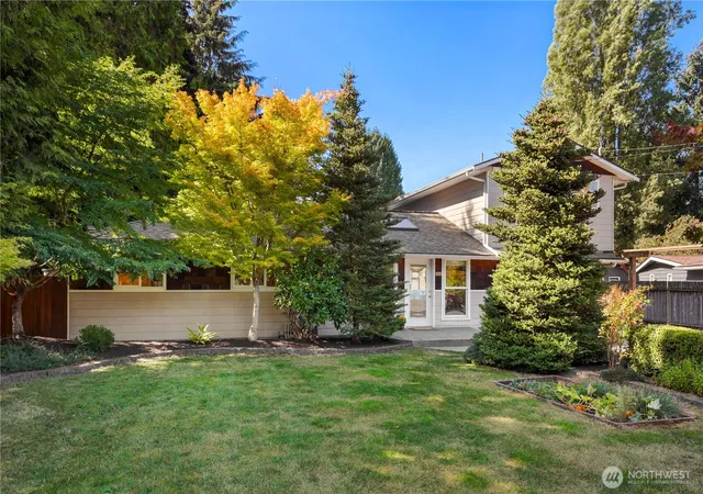 Photo 1 of Single family home for sale at 19012 78th Place W, Edmonds, WA 98026 | MLS# NWM2584913 | Listing updated on 2026-10-01
