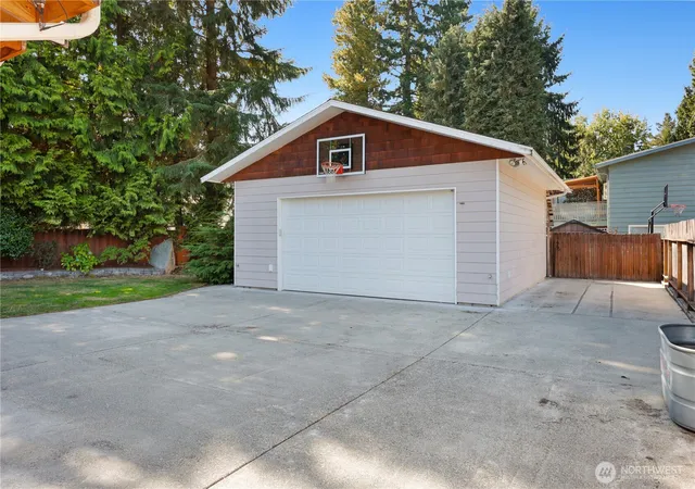 Photo 2 of Single family home for sale at 19012 78th Place W, Edmonds, WA 98026 | MLS# NWM2584913 | Listing updated on 2026-10-22