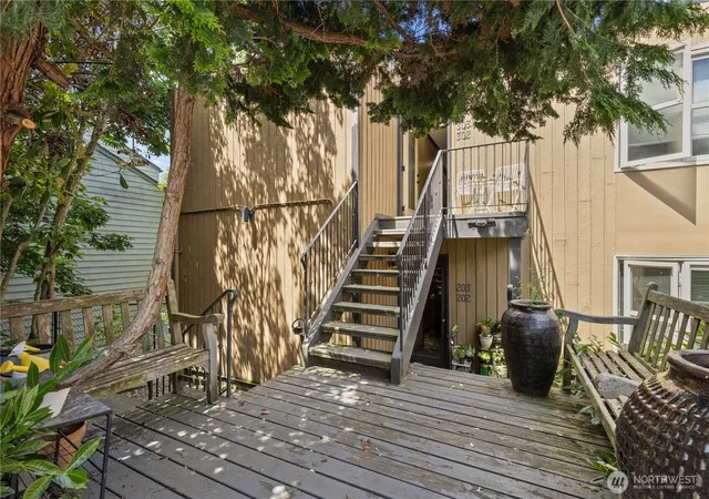Photo 2 of Multi family home for sale at 163 Etruria St, Seattle, WA 98109 | MLS# NWM2584915 | Listing updated on 2026-09-18
