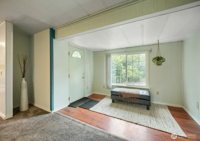 Photo 3 of Manufactured home for sale at 22615 114th Avenue SE, Kent, WA 98031 | MLS# NWM2584920 | Listing updated on 2026-10-01