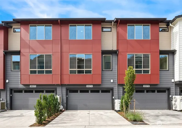 Photo 2 of Townhouse for sale at 26574 Ne 143rd Street #40-E, Duvall, WA 98019 | MLS# NWM2584928 | Listing updated on 2026-10-26