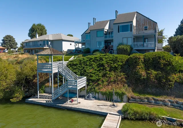Photo 2 of Condo for sale at 2512 W Marina Dr #6, Moses Lake, WA 98837 | MLS# NWM2584929 | Listing updated on 2026-09-23