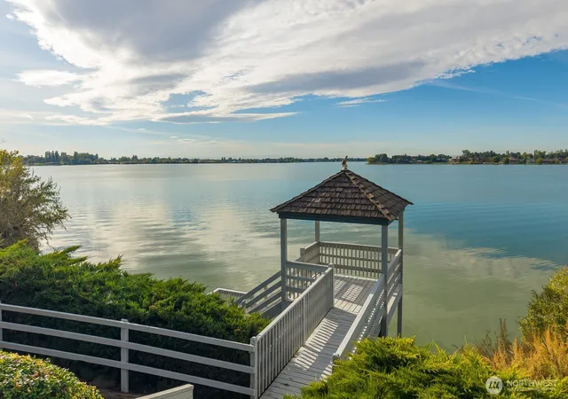 Photo 3 of Condo for sale at 2512 W Marina Dr #6, Moses Lake, WA 98837 | MLS# NWM2584929 | Listing updated on 2026-10-14