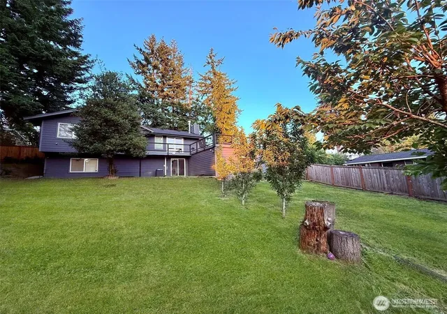 Photo 1 of Single family home for sale at 2000 Ne 27th Street, Renton, WA 98056 | MLS# NWM2584936 | Listing updated on 2026-09-19