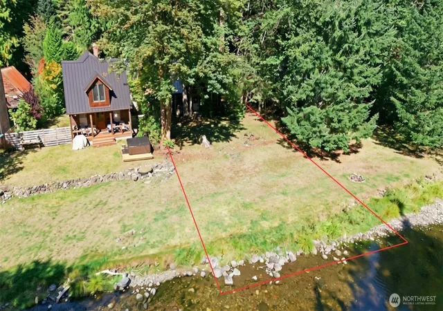 Photo 4 of Single family home for sale at 52309 SE 496th Place, Enumclaw, WA 98022 | MLS# NWM2584937 | Listing updated on 2026-09-21