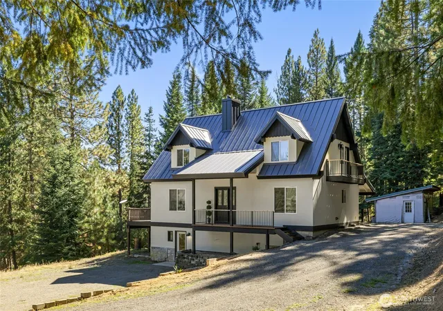 Photo 1 of Single family home for sale at 451 Wagon Wheel Rd, Cle Elum, WA 98922 | MLS# NWM2584945 | Listing updated on 2026-09-30