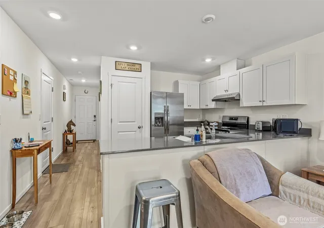 Photo 3 of Single family home for sale at 2051 Kayla Ct, Longview, WA 98632 | MLS# NWM2584954 | Listing updated on 2026-09-26