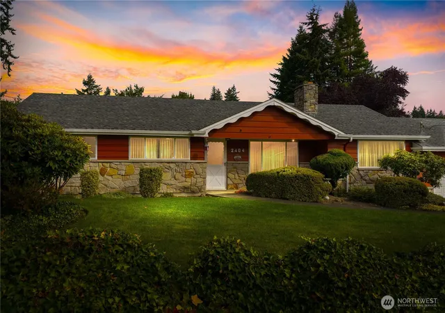 Single family home for sale at 2404 S 360th Street, Federal Way, WA 98003 | MLS# NWM2584963