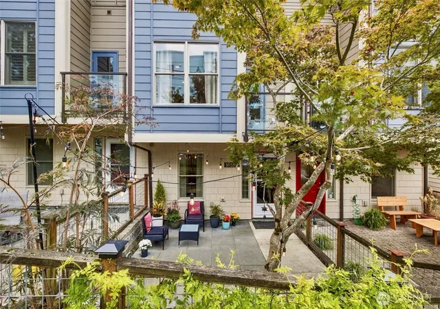 Photo 1 of Townhouse for sale at 3833 S Angeline St, Seattle, WA 98118 | MLS# NWM2584970 | Listing updated on 2026-10-01