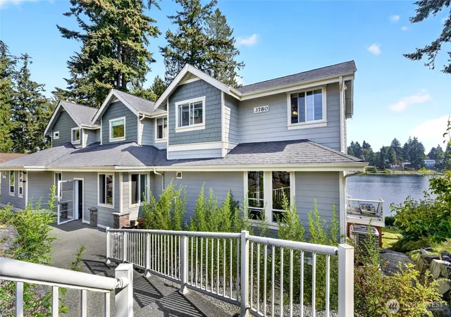 Photo 2 of Mansion for sale at 3780 S 191st Place, Sea Tac, WA 98188 | MLS# NWM2584972 | Listing updated on 2026-09-30