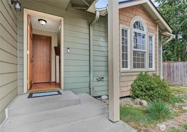 Photo 2 of Single family home for sale at 19818 10th Avenue Ct E, Spanaway, WA 98387 | MLS# NWM2584986 | Listing updated on 2026-10-01