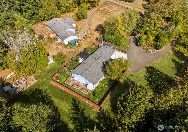 Photo 3 of Single family home for sale at 150 E Wokojance Ln, Shelton, WA 98584 | MLS# NWM2584988 | Listing updated on 2026-09-28