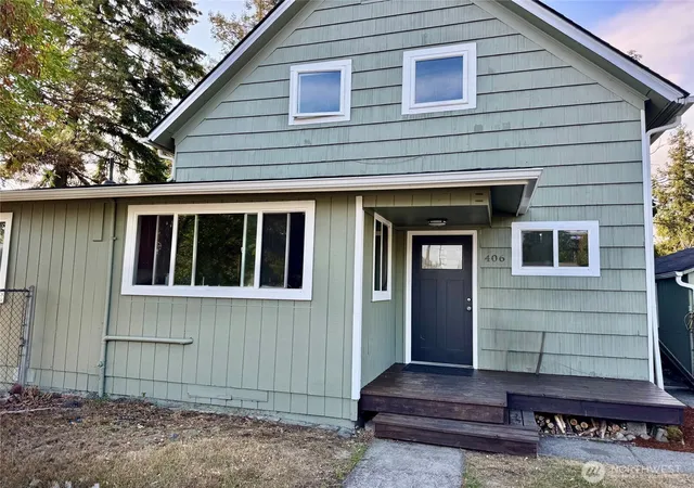 Photo 2 of Single family home for sale at 406 117th Street S, Tacoma, WA 98444 | MLS# NWM2584990 | Listing updated on 2026-09-21