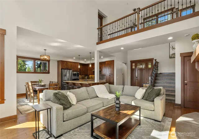 Photo 4 of Single family home for sale at 241 Black Nugget Ln, Cle Elum, WA 98922 | MLS# NWM2585008 | Listing updated on 2026-09-30