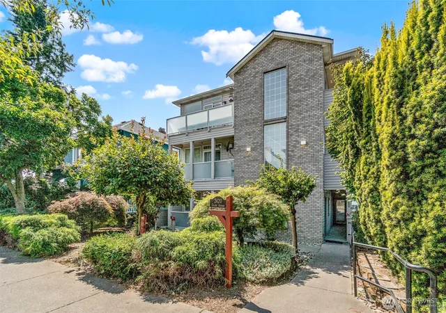 Photo 1 of Condo for sale at 2420 Grand Ave #102, Everett, WA 98201 | MLS# NWM2585010 | Listing updated on 2026-09-30