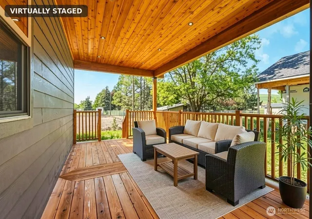 Photo 3 of Single family home for sale at 124 Murphy St, Waitsburg, WA 99361 | MLS# NWM2585013 | Listing updated on 2026-09-21