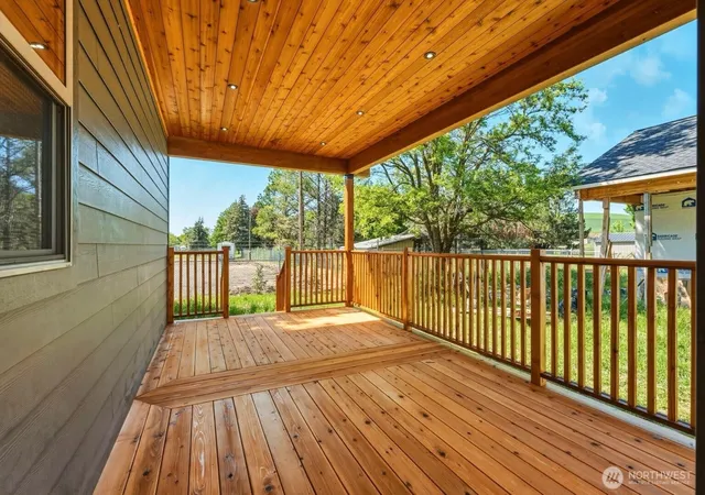 Photo 3 of Single family home for sale at 124 Murphy St, Waitsburg, WA 99361 | MLS# NWM2585013 | Listing updated on 2026-09-21