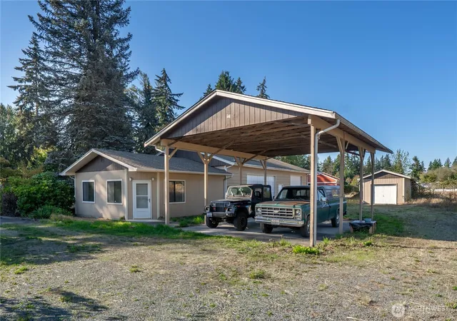 Photo 2 of Single family home for sale at 5503 152nd Street E, Puyallup, WA 98375 | MLS# NWM2585018 | Listing updated on 2026-09-29
