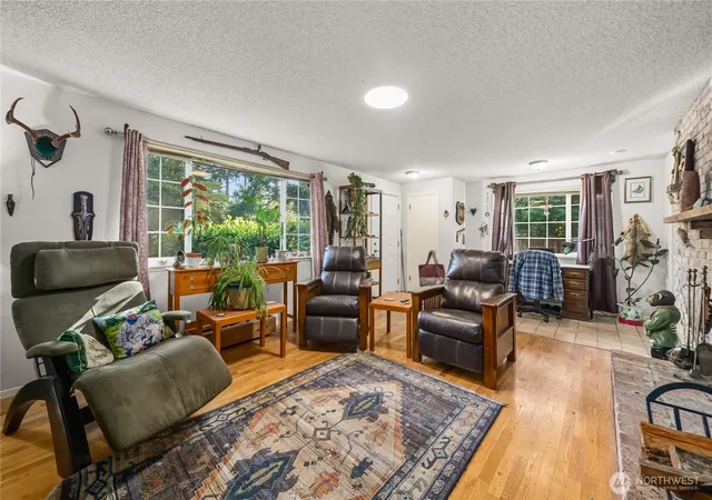 Photo 4 of Single family home for sale at 5503 152nd Street E, Puyallup, WA 98375 | MLS# NWM2585018 | Listing updated on 2026-09-29