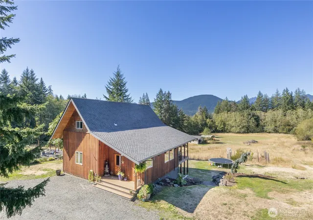 Photo 4 of Sale Pending at 1812 Lindsay Hl Rd, Quilcene, WA 98376 | MLS# NWM2585025 | Listing updated on 2026-09-30