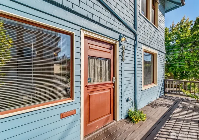 Photo 3 of Single family home for sale at 700 Warren Ave N, Seattle, WA 98109 | MLS# NWM2585028 | Listing updated on 2026-09-22